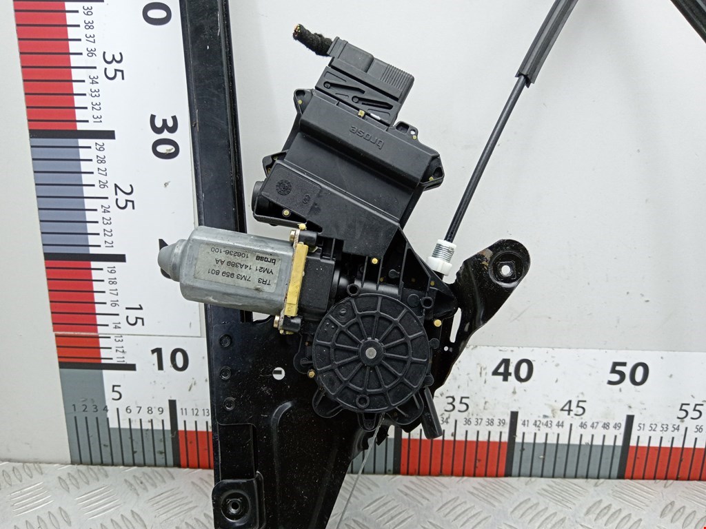 Стеклоподъемник передний левый VOLKSWAGEN Sharan 1995-2010