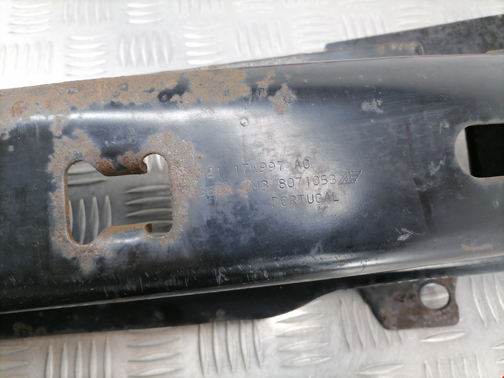 Усилитель переднего бампера (передний) SEAT Alhambra 1996-2010