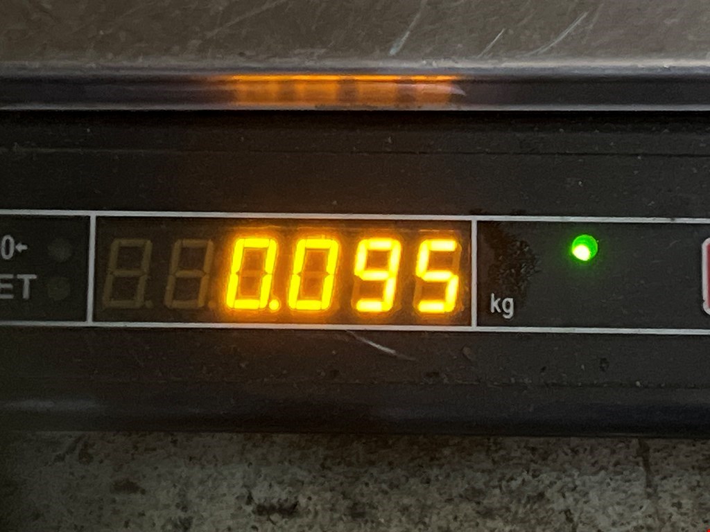 Кронштейн переднего бампера левый FORD C-MAX 2003-2010