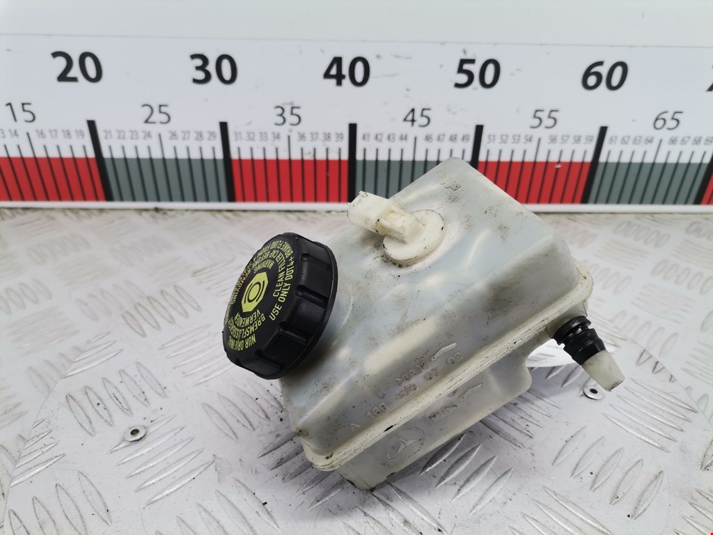 Бачок главного тормозного цилиндра MERCEDES-BENZ A-Class W169 2004-2012