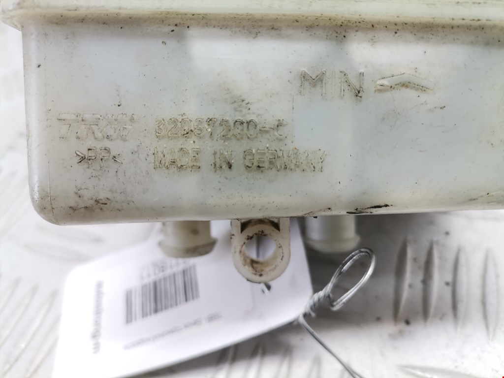 Бачок главного тормозного цилиндра MERCEDES-BENZ A-Class W169 2004-2012