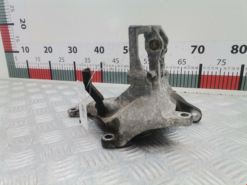 Кронштейн кондиционера SUBARU Forester II 2002-2008