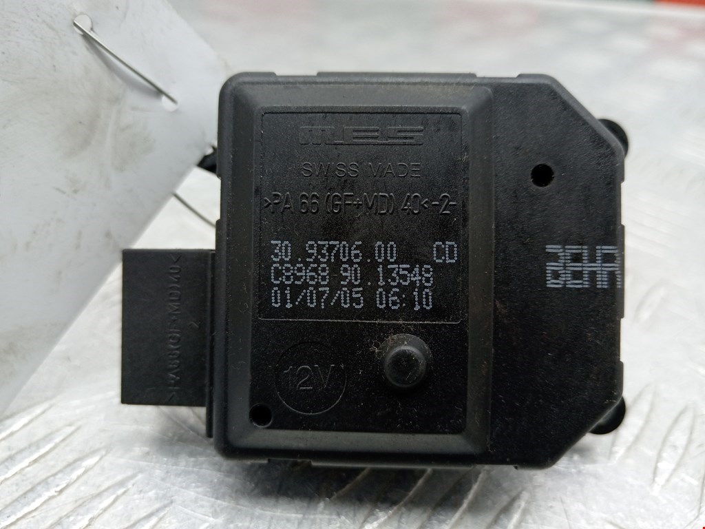 Моторчик заслонки печки OPEL Zafira B 2005-2012