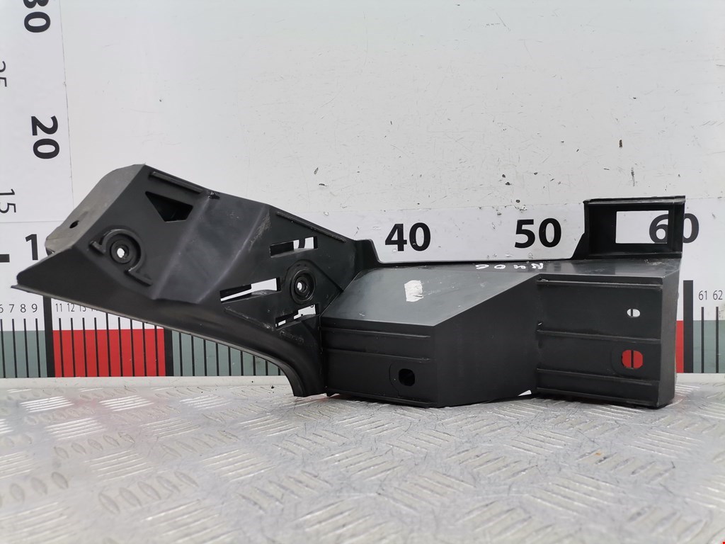 Кронштейн заднего бампера левый правый VOLKSWAGEN Polo IV 2001-2009