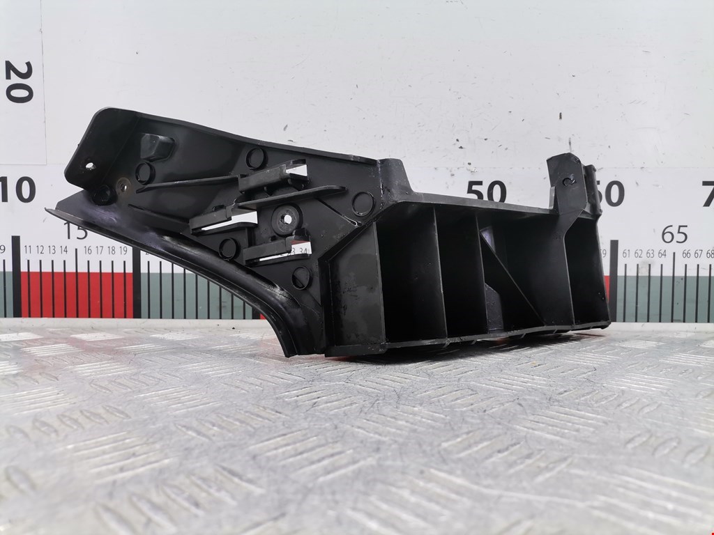 Кронштейн заднего бампера левый правый VOLKSWAGEN Polo IV 2001-2009