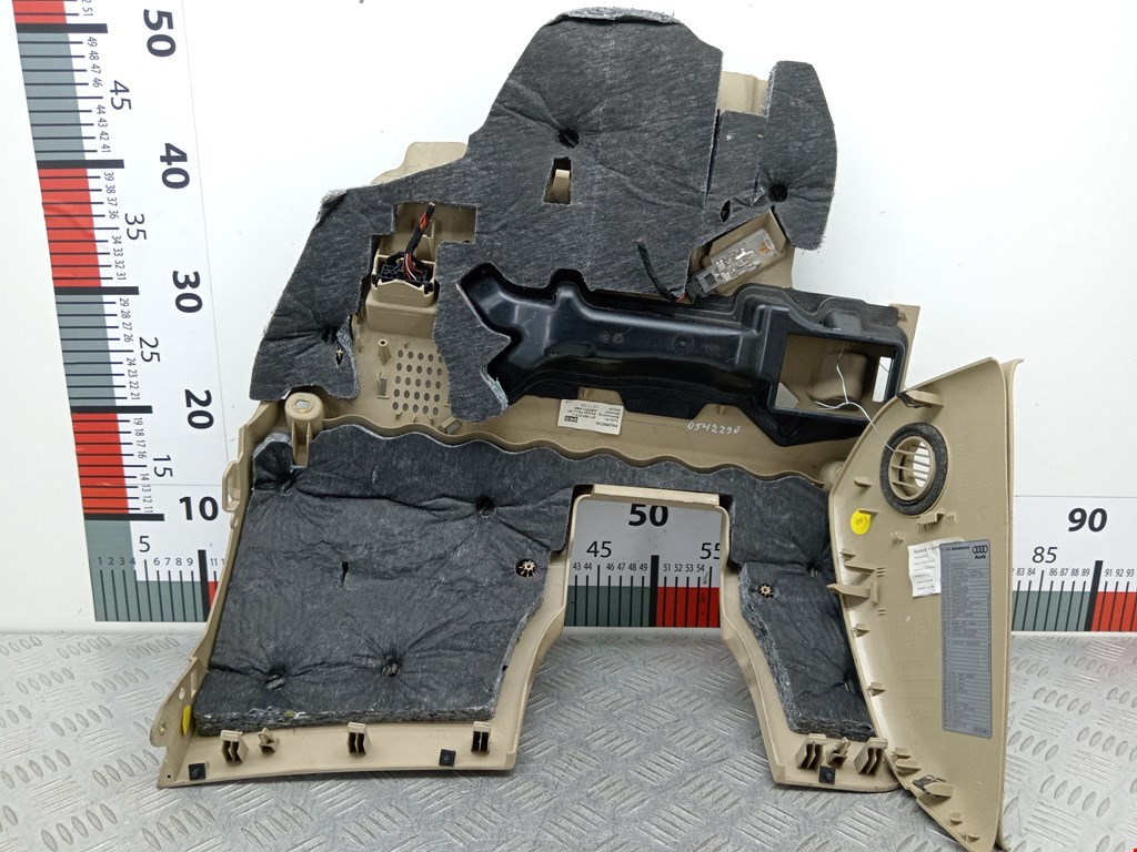 Накладка декоративная AUDI A6 C6 2004-2010