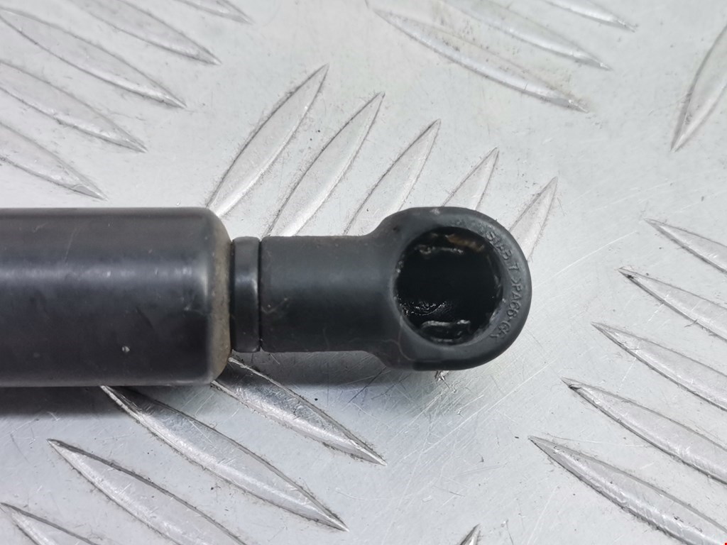 Амортизатор крышки (двери) багажника HONDA CR-V II 2002-2007