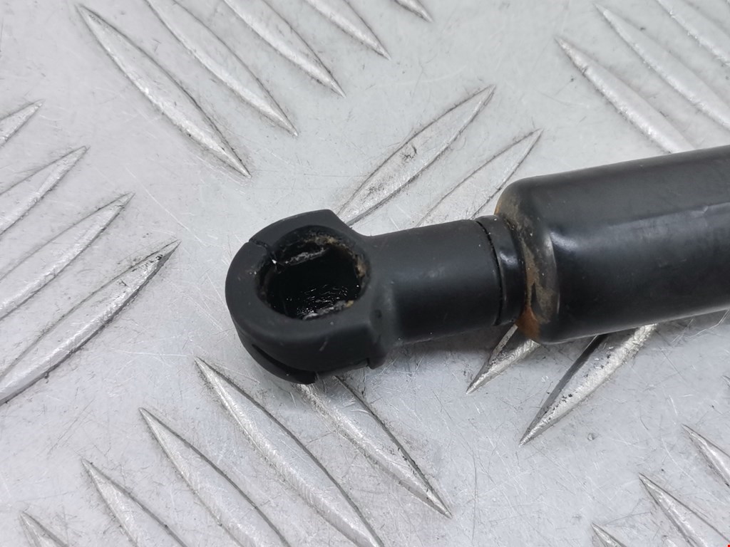 Амортизатор крышки (двери) багажника HONDA CR-V II 2002-2007