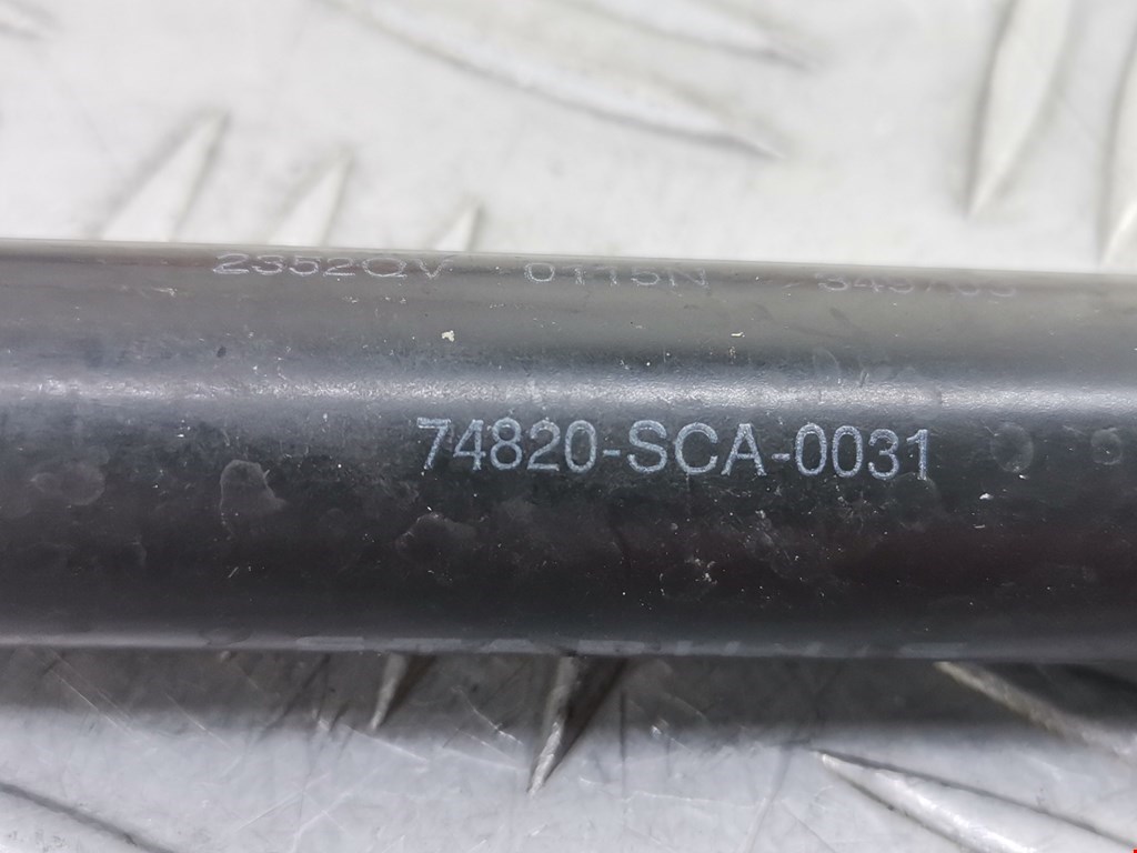 Амортизатор крышки (двери) багажника HONDA CR-V II 2002-2007