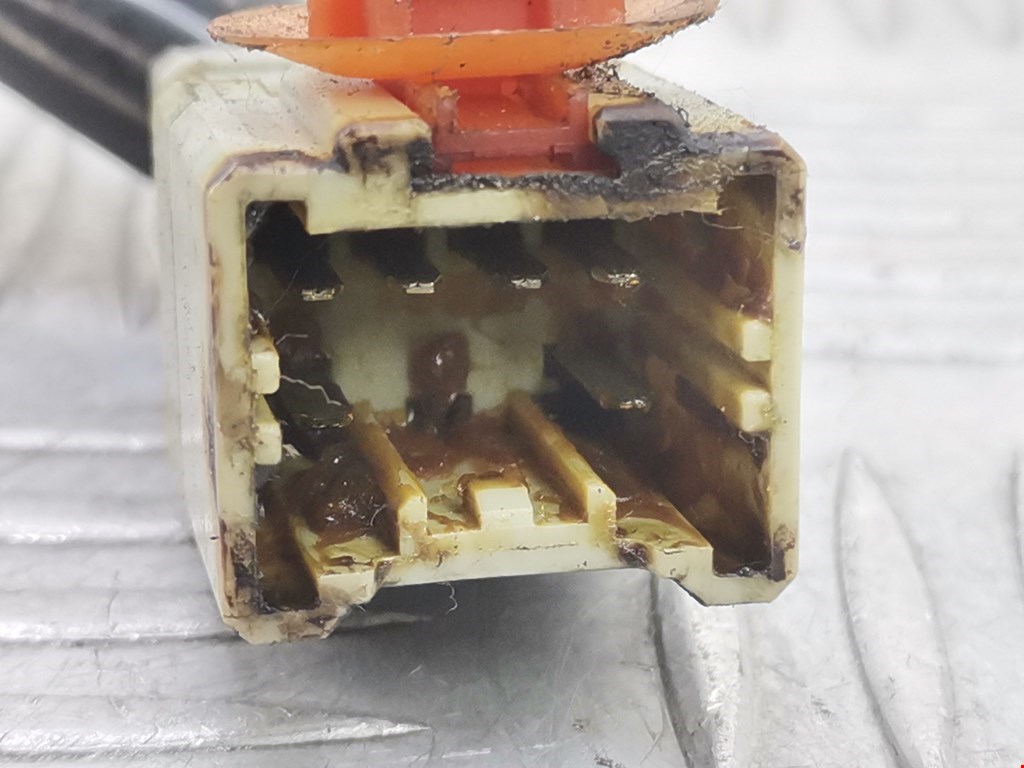 Замок двери задней правой HONDA CR-V II 2002-2007