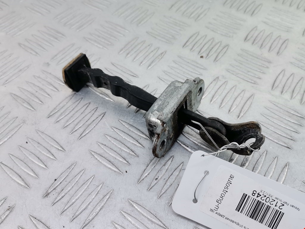 Ограничитель открывания двери NISSAN Pathfinder R51M 2004-2014