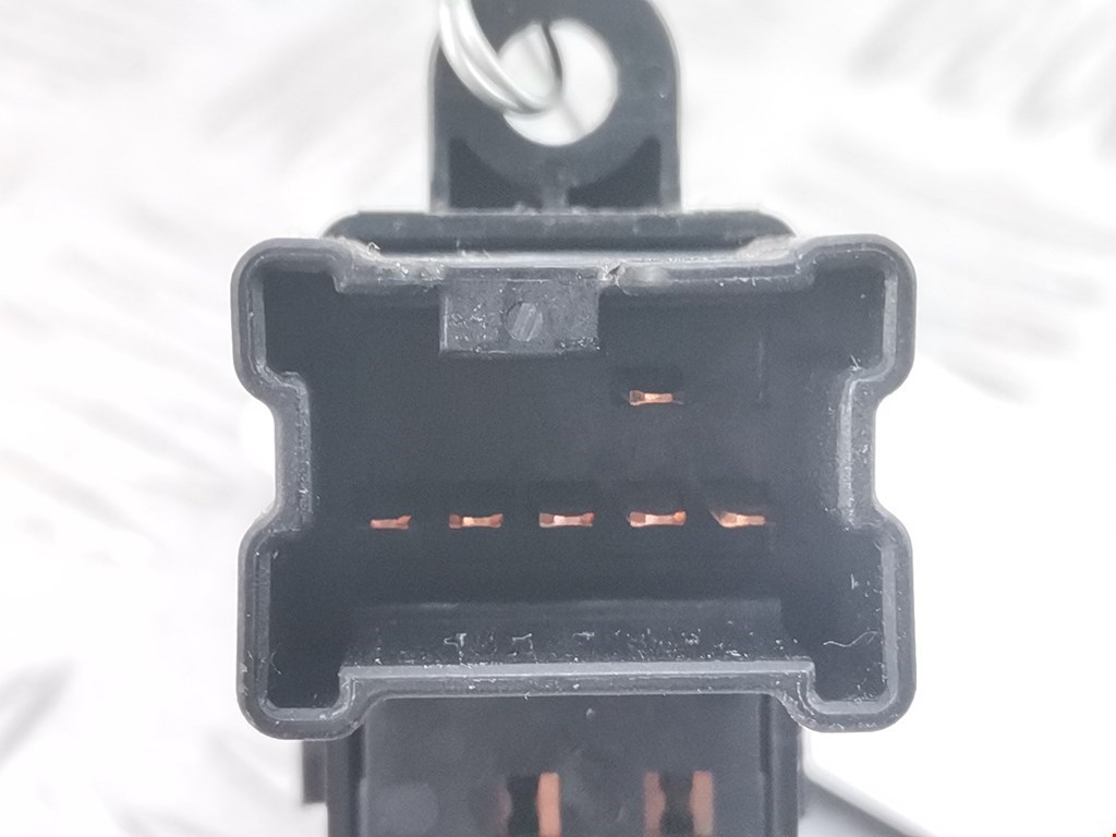 Кнопка стеклоподъемника NISSAN Pathfinder R51M 2004-2014