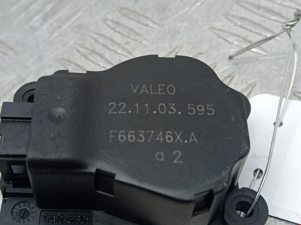 Моторчик заслонки печки RENAULT Megane II 2002-2009