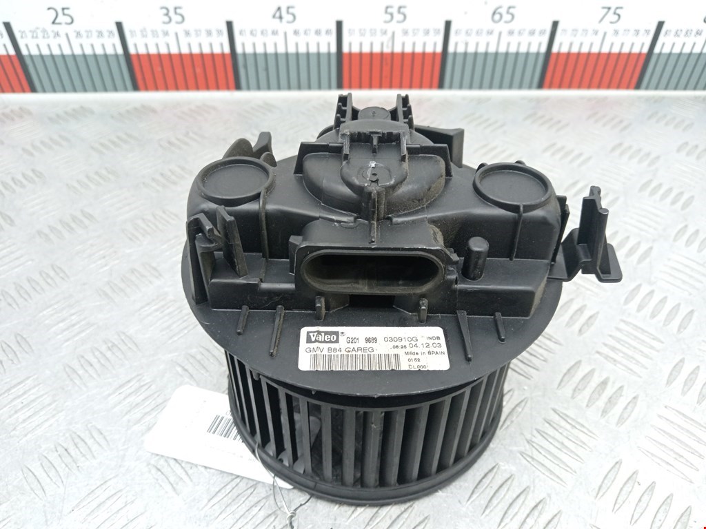 Моторчик (мотор) отопителя салона RENAULT Megane II 2002-2009