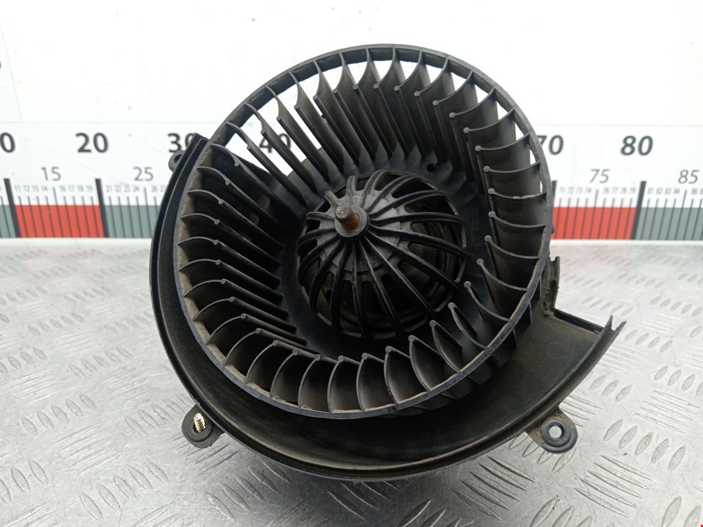 Моторчик (мотор) отопителя салона OPEL Astra G 1998-2005