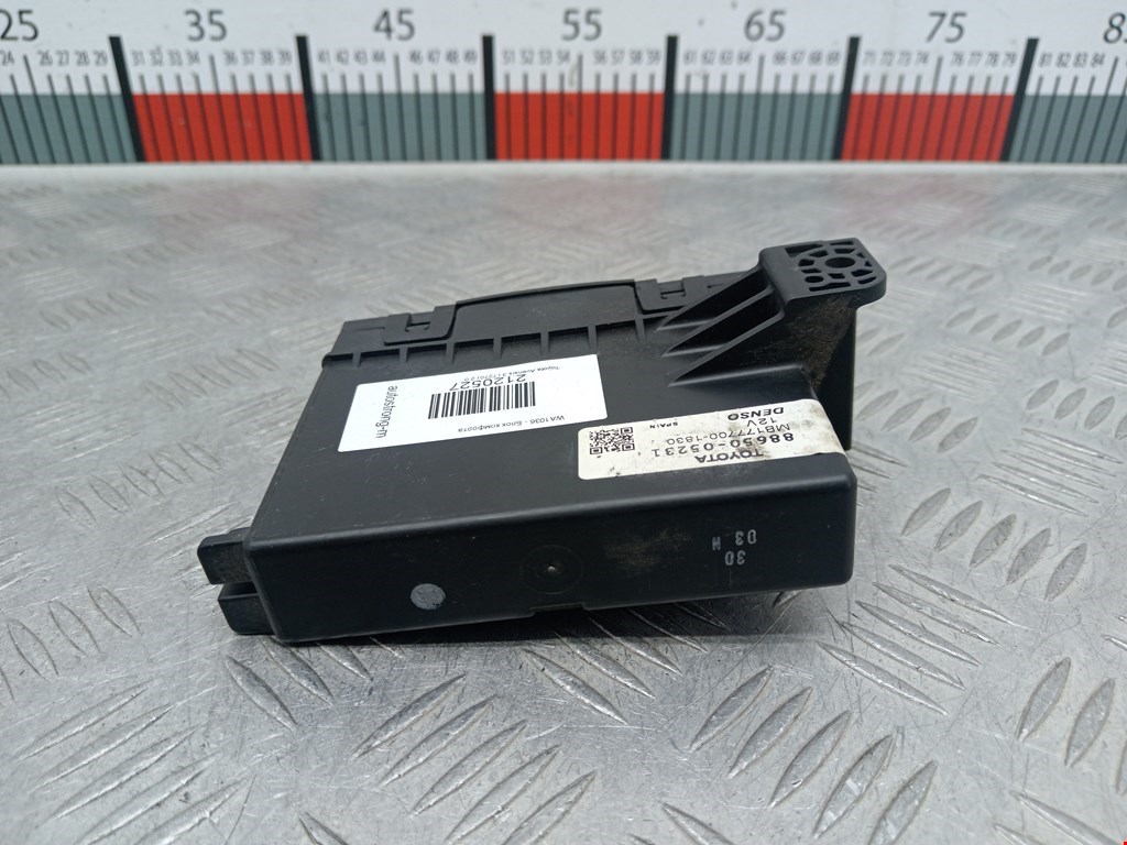 Блок комфорта TOYOTA Avensis 2009-2015