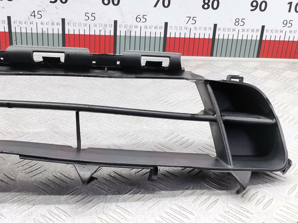 Решетка в бампер VOLVO V70 II 2000-2007