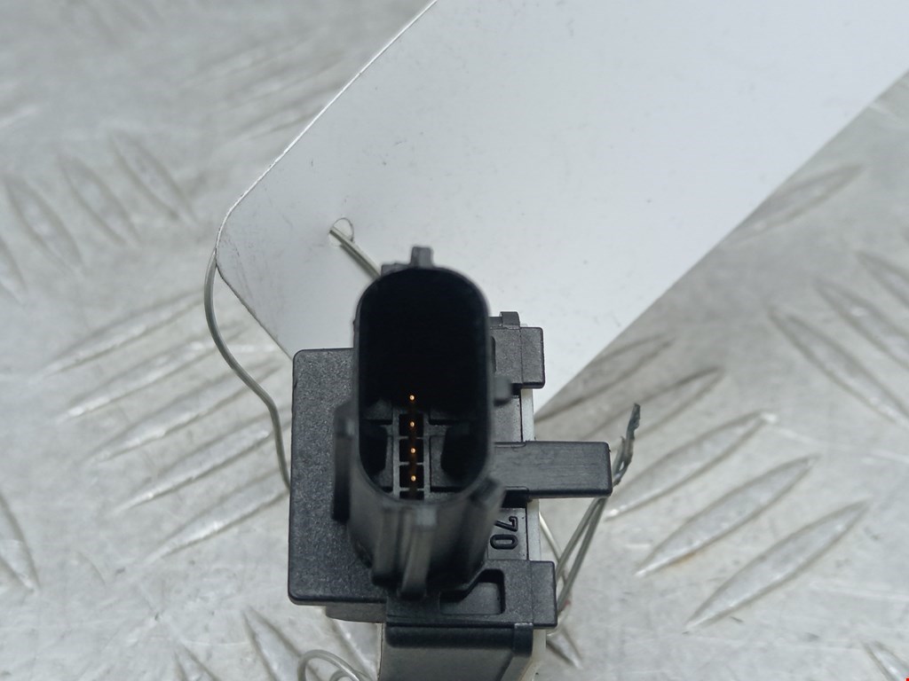 Датчик AIR BAG (подушек безопасности) TOYOTA Avensis 2009-2015