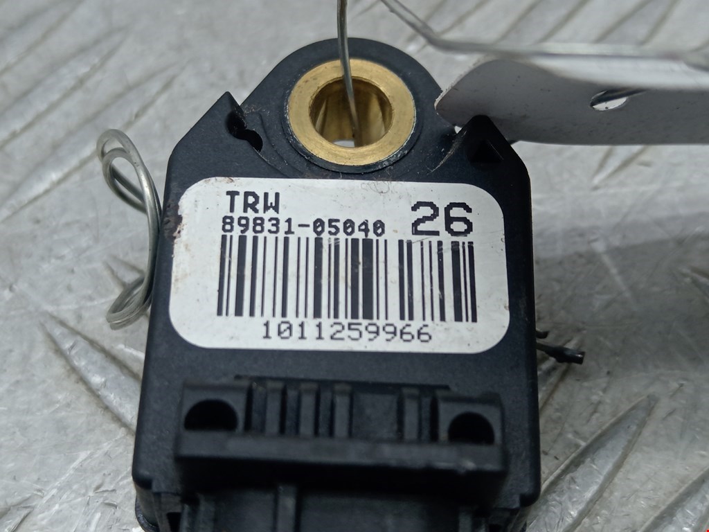 Датчик AIR BAG (подушек безопасности) TOYOTA Avensis 2009-2015