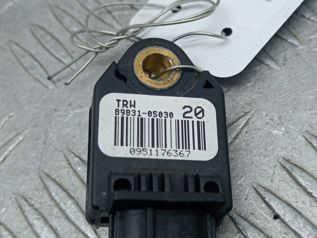 Датчик AIR BAG (подушек безопасности) TOYOTA Avensis 2009-2015