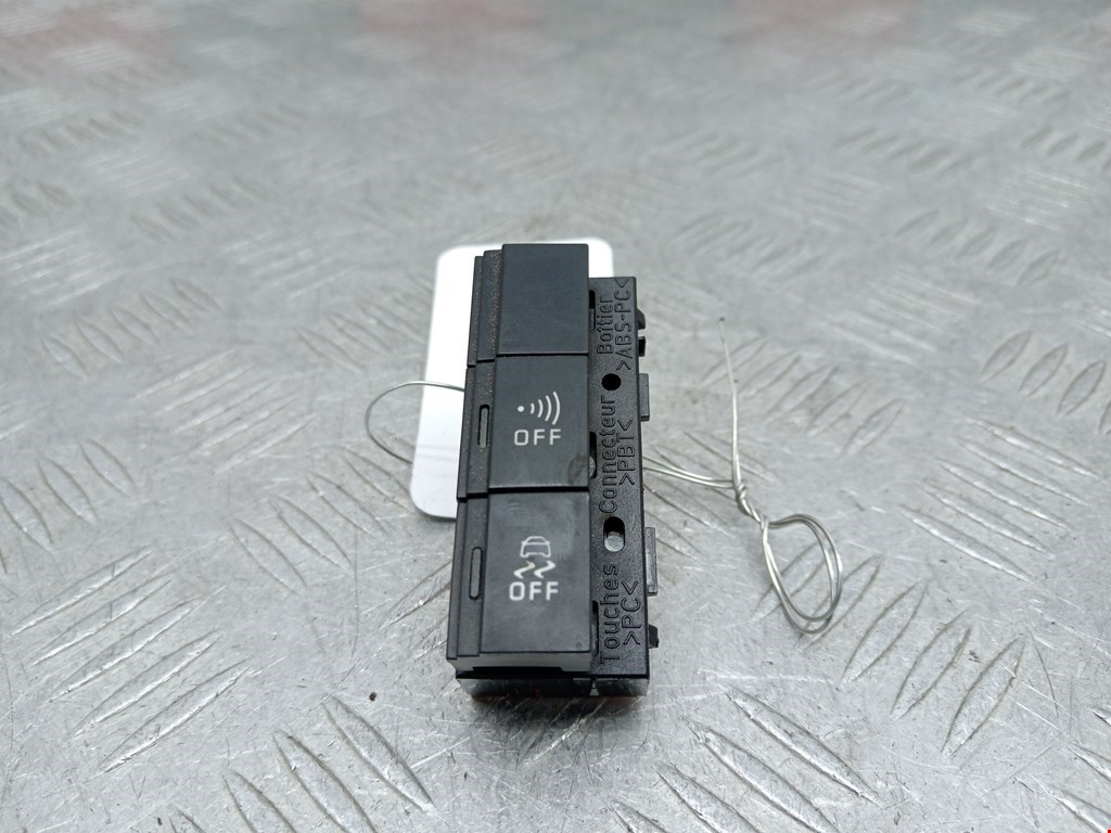 Кнопка антипробуксовочной системы TOYOTA ProAce 2013-2016