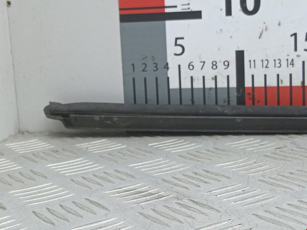 Молдинг лобового стекла AUDI A4 B6 2001-2005