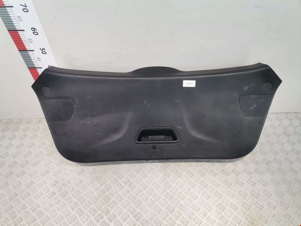 Обшивка крышки багажника HYUNDAI i40 2011-2019