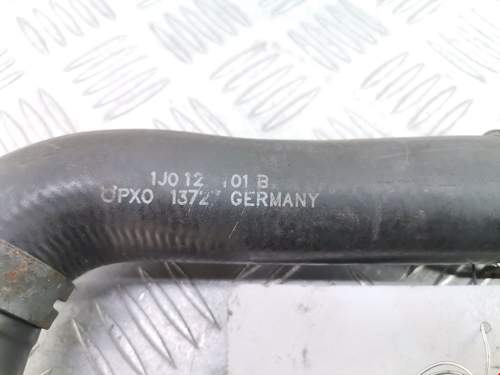 Патрубок VOLKSWAGEN Golf IV 1997-2003