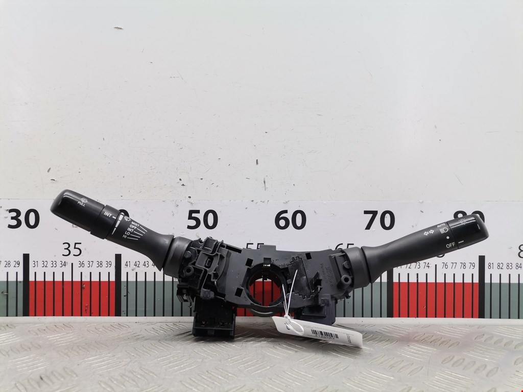 Переключатель поворотов и дворников (стрекоза) Toyota Prius 3 (XW30) (2009-2015)