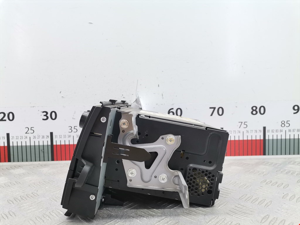 Магнитола TOYOTA Prius III XW30 2009-2015