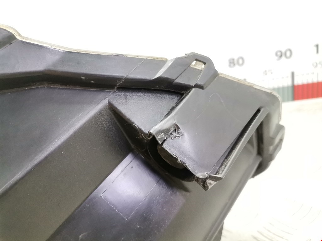 Фара правая TOYOTA Prius III XW30 2009-2015