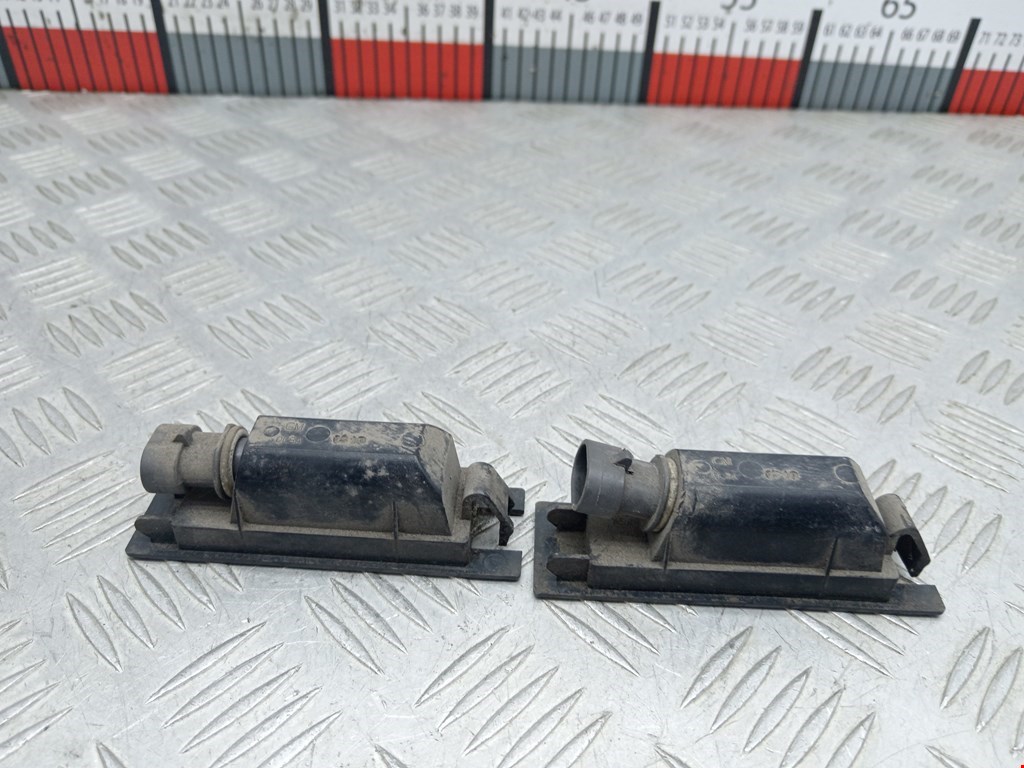 Фонарь подсветки номера OPEL Astra J 2009-2017