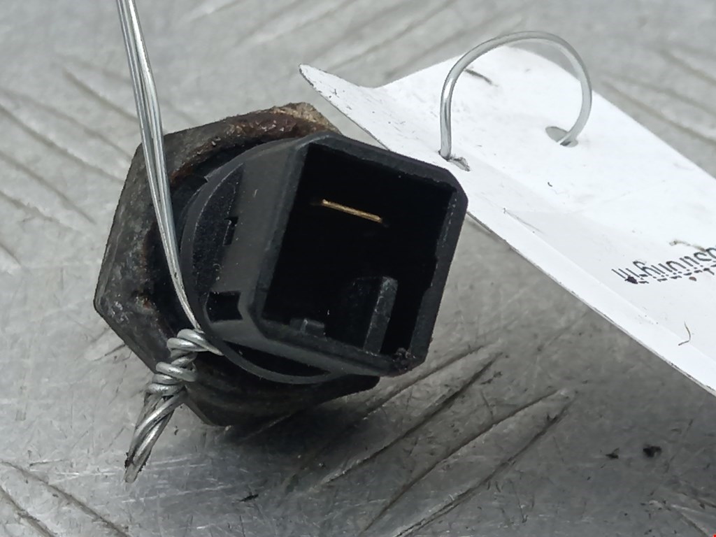 Датчик давления масла NISSAN Primera P12 2002-2008