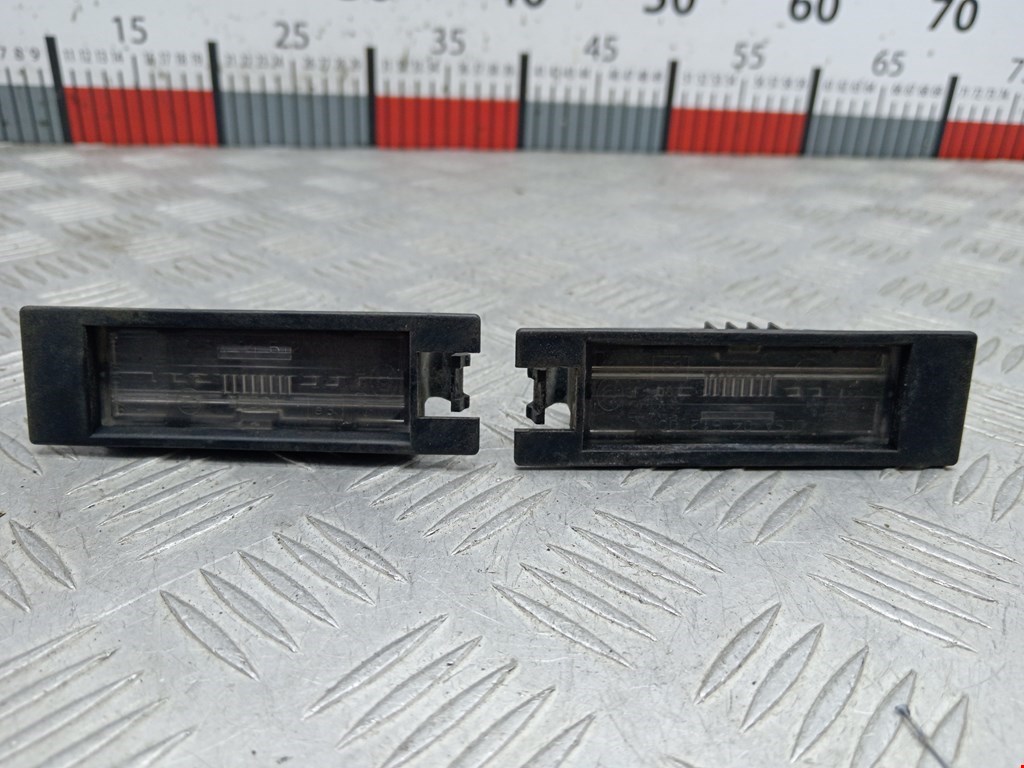 Фонарь подсветки номера OPEL Astra J 2009-2017