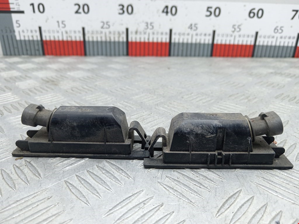 Фонарь подсветки номера OPEL Astra J 2009-2017