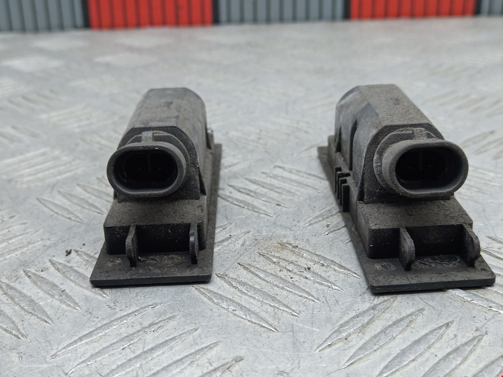 Фонарь подсветки номера OPEL Corsa D 2006-2014