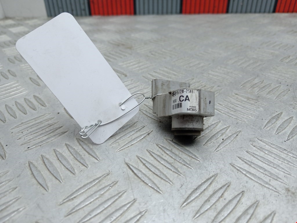 Датчик парковки HYUNDAI ix35 2010-2015