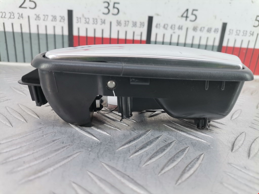 Ручка дверная задняя внутренняя левая VOLKSWAGEN Touran 2003-2010