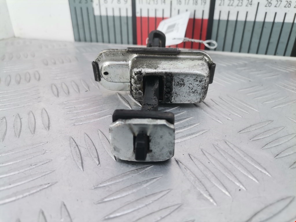 Ограничитель открывания двери HYUNDAI ix35 2010-2015