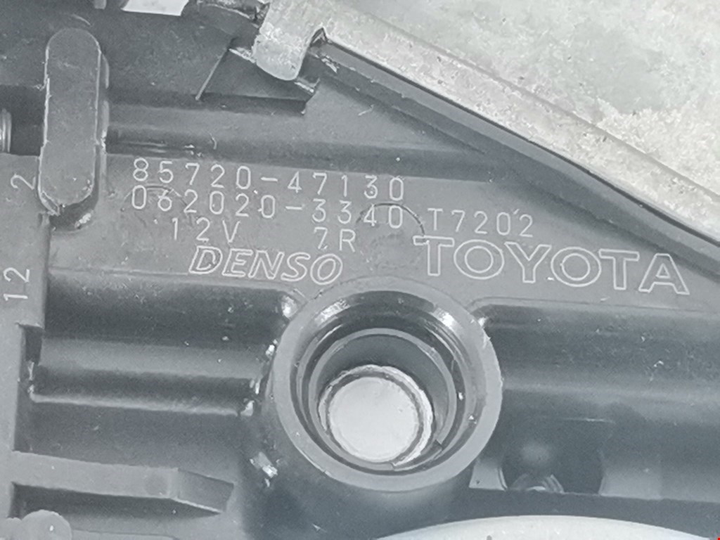 Стеклоподъемник задний левый TOYOTA Prius III XW30 2009-2015