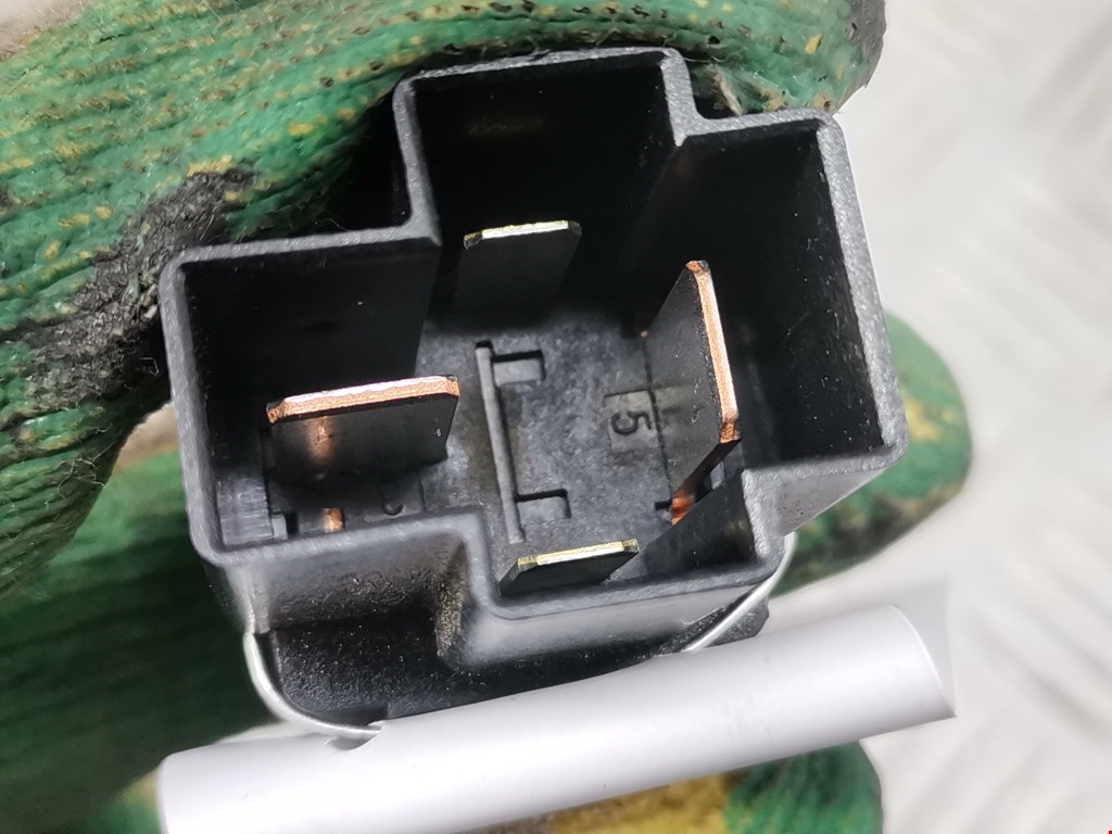 Реле NISSAN Almera N16 2000-2006