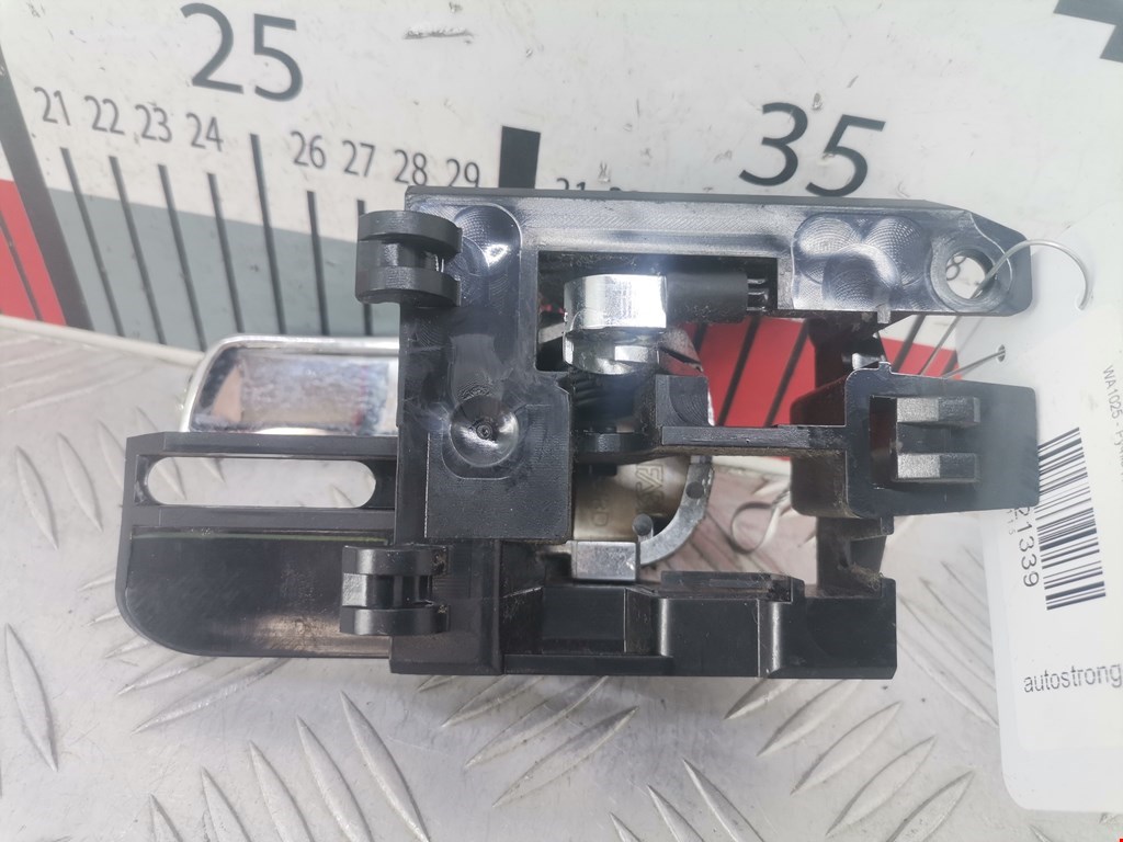 Ручка дверная задняя внутренняя правая NISSAN Qashqai J10 2006-2013