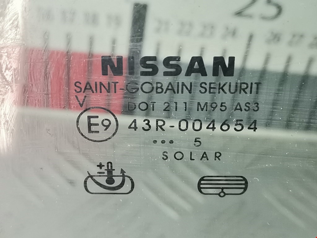 Стекло двери заднее правое NISSAN Pathfinder R51M 2004-2014