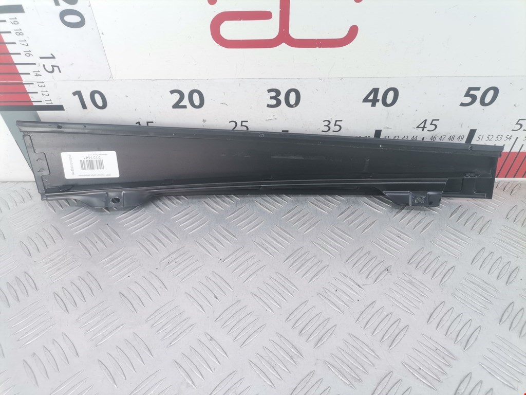 Накладка декоративная VOLKSWAGEN Touran 2003-2010