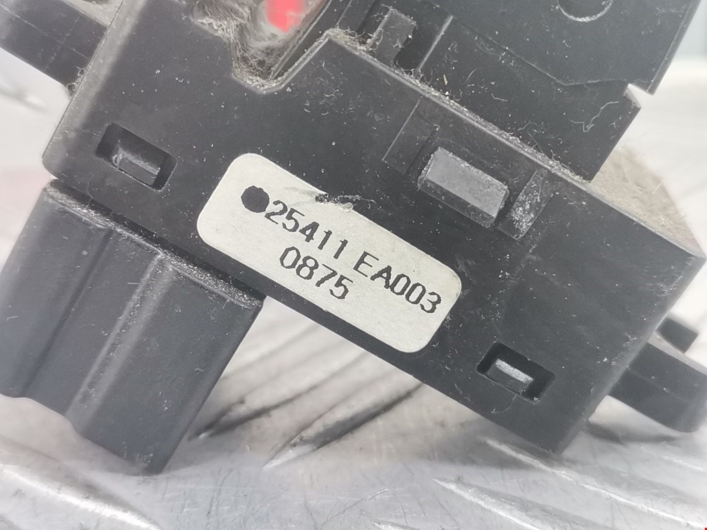 Кнопка стеклоподъемника NISSAN Pathfinder R51M 2004-2014