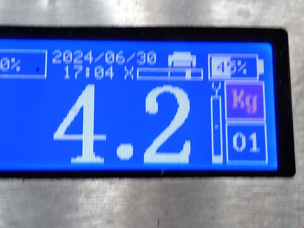 Шторка багажника (полка) TOYOTA Avensis 2009-2015