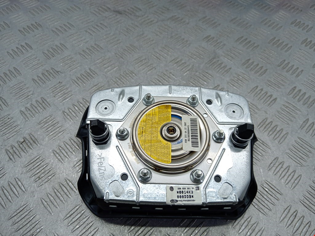 Подушка безопасности в рулевое колесо VOLKSWAGEN Sharan 1995-2010