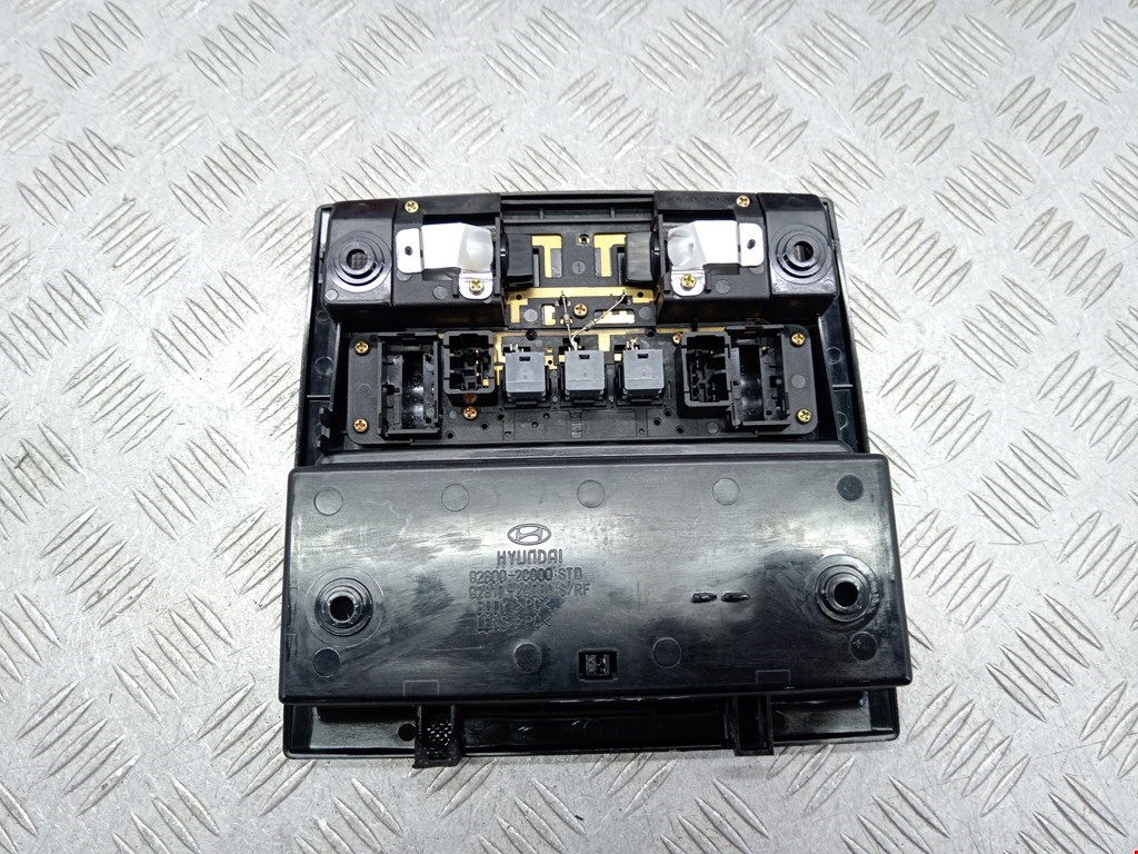 Плафон салонный (салона фонарь) HYUNDAI Coupe 2002-2009