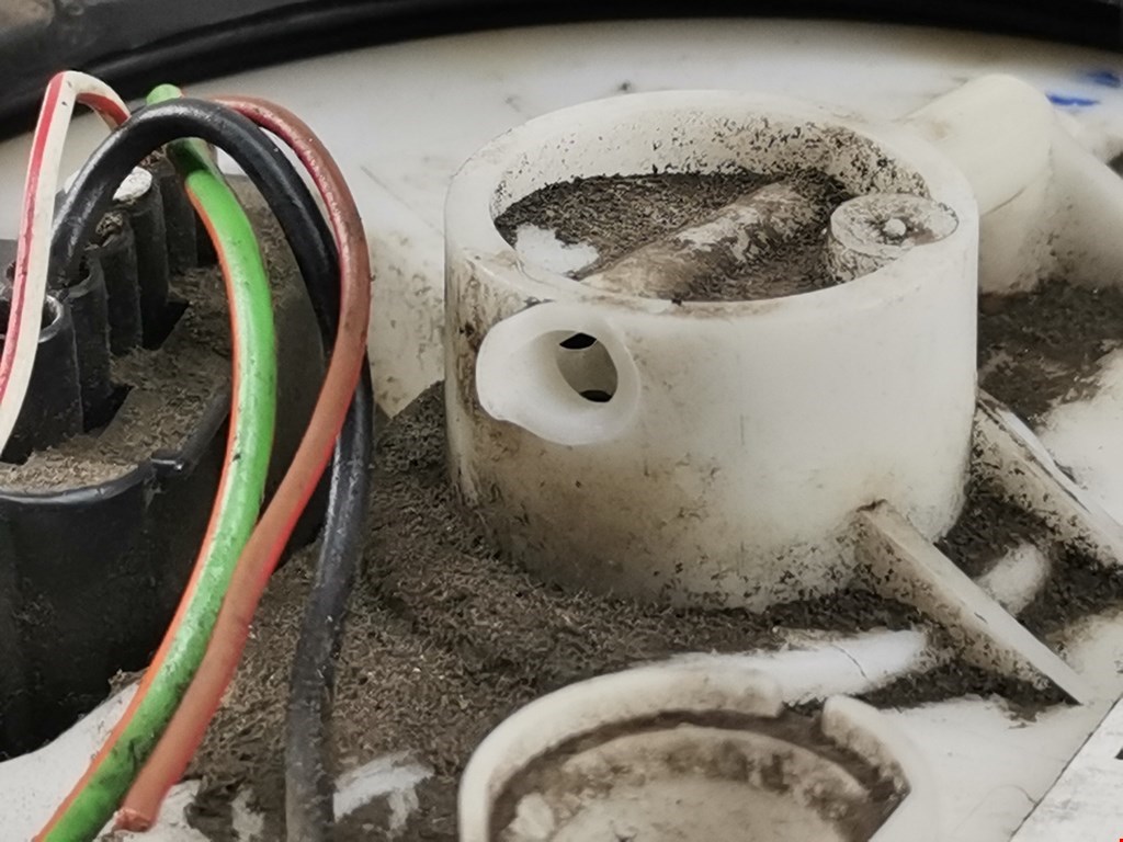 Насос топливный (электрический) FORD C-MAX 2003-2010