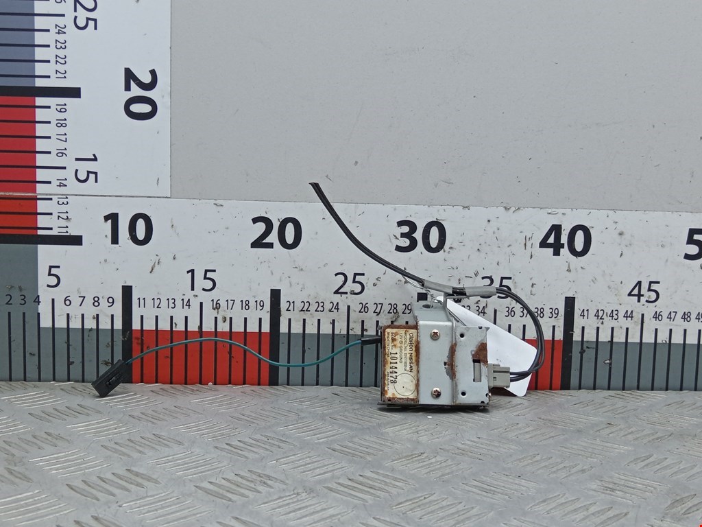 Усилитель антенны NISSAN Pathfinder R51M 2004-2014